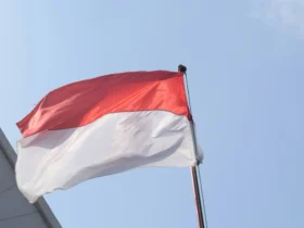 Makna Merdeka